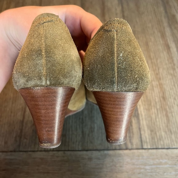 Tory Burch brown suede wedges - Picture 6 of 7